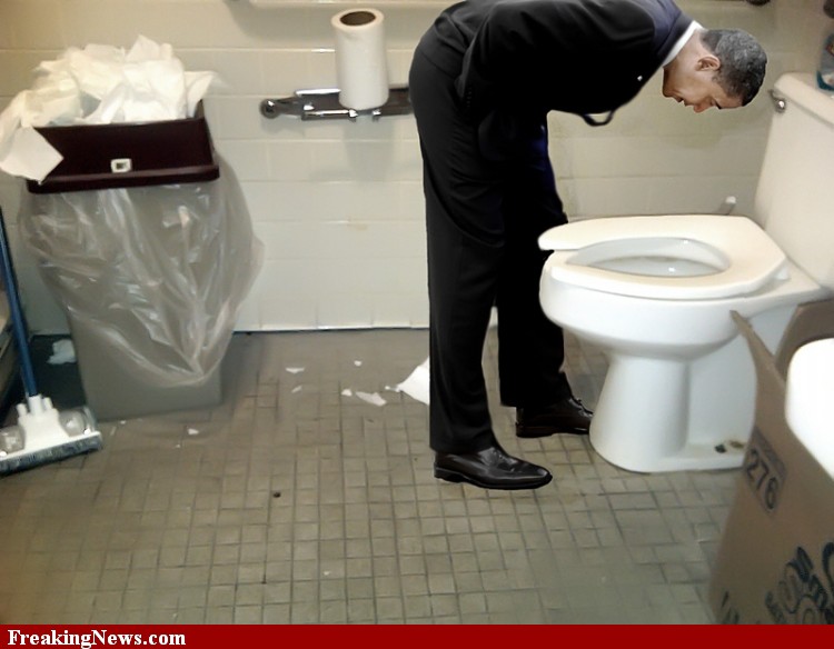Barack-Obama-Bowing-in-Bathroom--64711