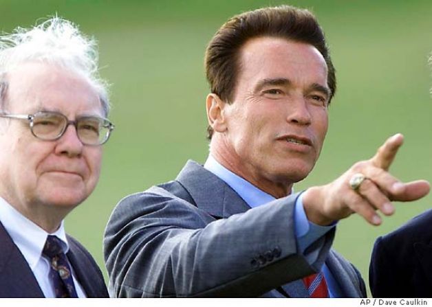 San Francisco Chronicle ~ Cropped Photo Of Buffett & Schwarzenneger & Jacob Rothschild 2003.