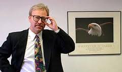Mark Edward Whitacre came to public attention in 1995 when, as president of the BioProducts Division at Archer Daniels Midland, he was the highest-level corporate executive in U.S. history to become a Federal Bureau of Investigation whistleblower.